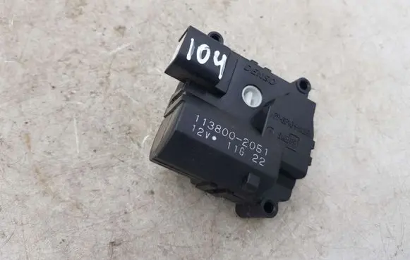 Toyota Corolla Verso E121 Air flap motor/actuator 1138002051