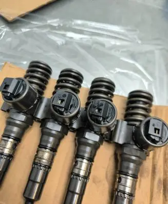 Seat Leon (1P) Fuel injectors set 03G130073G