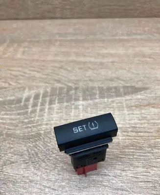 Skoda Octavia Mk2 (1Z) TPMS reset button 1Z0927127A