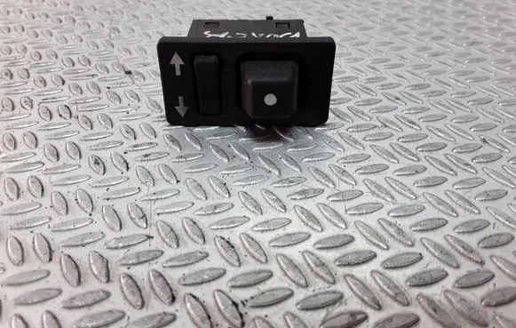 Wing mirror switch