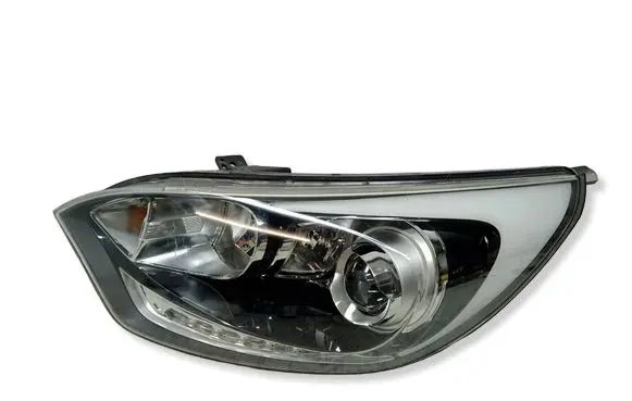 KIA Rio Headlight/headlamp 921011WXXX
