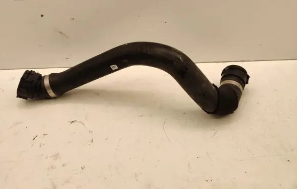 BMW 5 G30 G31 Engine coolant pipe/hose 8602603