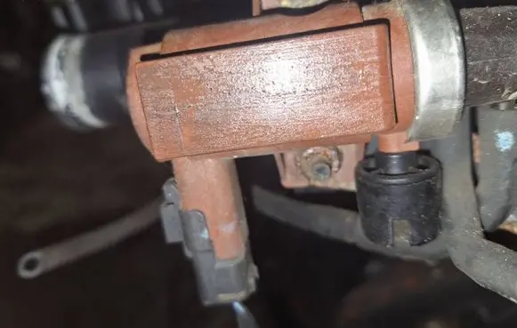 Volvo S40 Turbo solenoid valve 9650098380