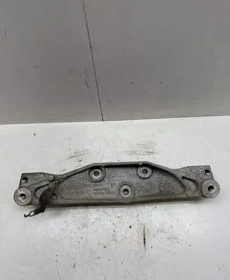 Volvo XC60 Rear differential/diff mount bracket 31437628