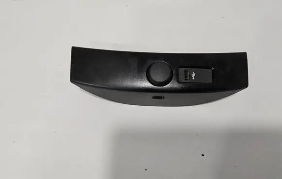 USB socket connector