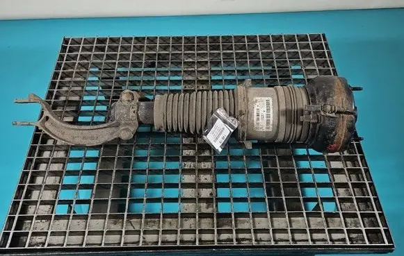 Front shock absorber/damper
