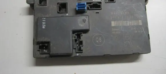 Mercedes-Benz E W211 Door control unit/module 2118701226