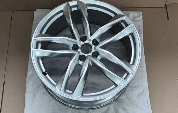 Audi A6 S6 C7 4G R20 alloy rim 469601025N