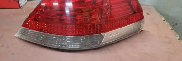 BMW 7 E65 E66 Rear/tail lights 6937236