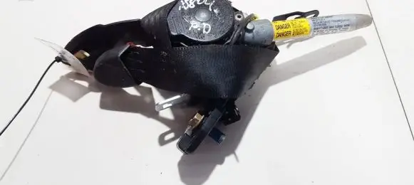 Mazda 323 F Front seatbelt T89105T