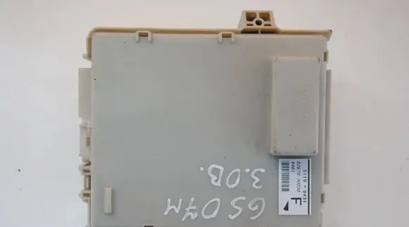 Lexus GS 300 350 430 450H Central body control module 8267030250
