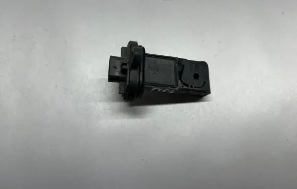 BMW 7 F01 F02 F03 F04 Mass air flow meter 7613234