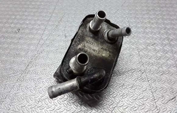 Audi Q7 4L Fuel cooler (radiator) 7L6203491D