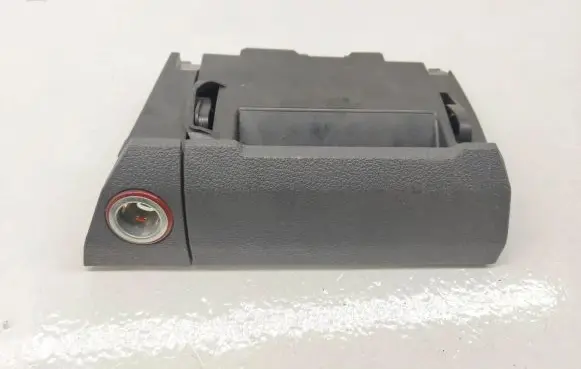Car ashtray