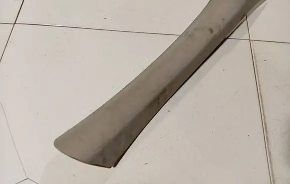 Mercedes-Benz CLS C219 (C) pillar trim A2106900225