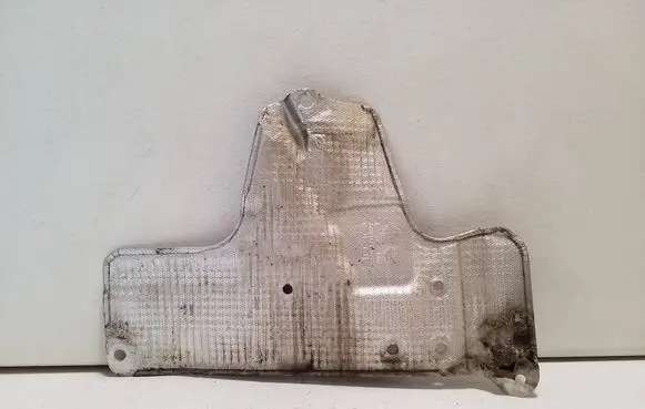 Audi Q7 4M Heat shield in engine bay 4M0825641E
