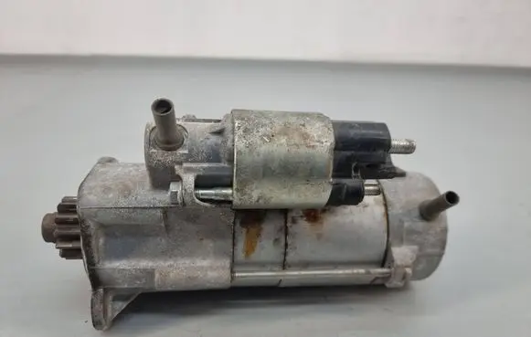 Jaguar F-Pace Starter motor GX7311001BD