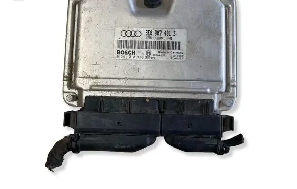 Audi A4 S4 B6 8E 8H Engine control unit/module 8E0907401B