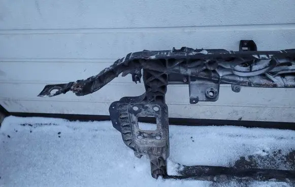 Fiat Punto (188) Radiator support slam panel