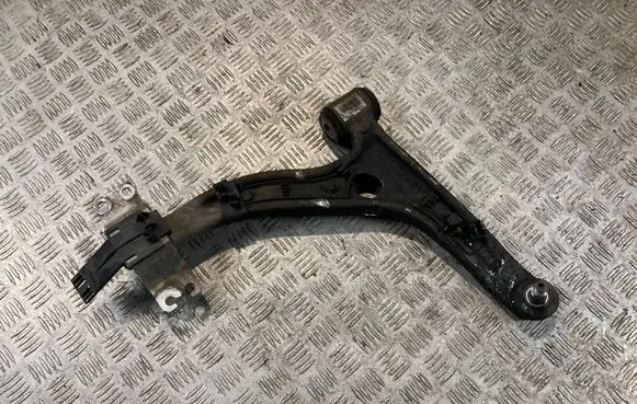 Mercedes-Benz CLA C117 X117 W117 Front lower control arm/wishbone