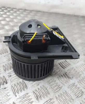 Audi A3 S3 8L Heater fan/blower 1J1819021