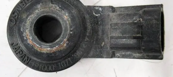 Volvo V70 Detonation knock sensor 