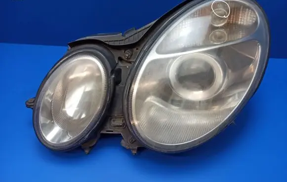 Mercedes-Benz E W211 Headlight/headlamp 15435900 73485702