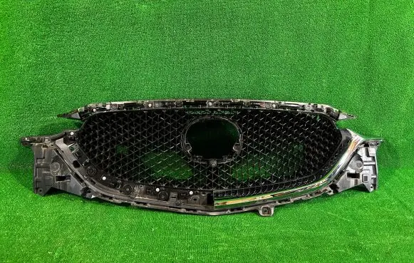 Mazda CX-5 II Front bumper upper radiator grill