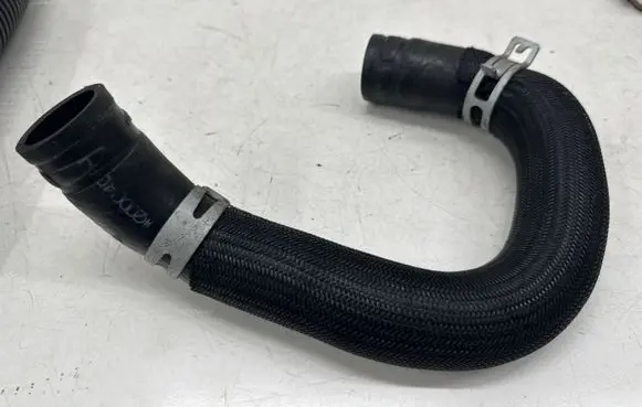 KIA Niro Engine coolant pipe/hose