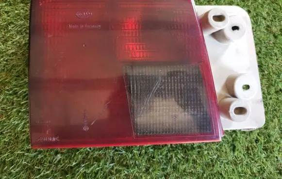 Audi A6 S6 C4 4A Tailgate rear/tail lights 4A0945093 145591