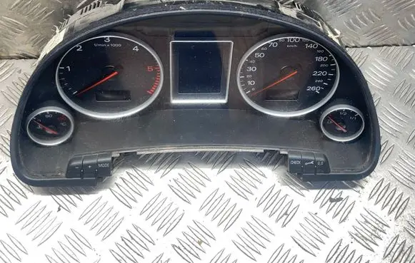 Audi A4 S4 B6 8E 8H Speedometer (instrument cluster) 036901830