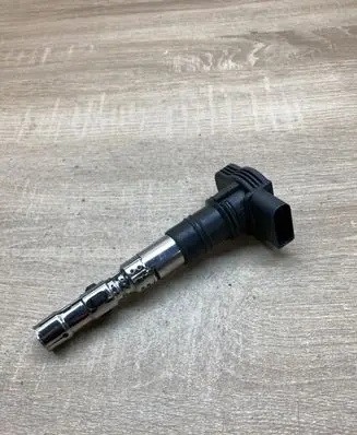 High voltage ignition coil
