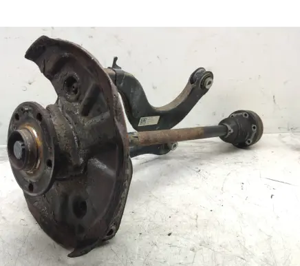 Volkswagen Tiguan Rear wheel hub spindle/knuckle 5Q0505323D AGD427Z 878ZR