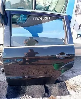 Ford S-MAX Rear door 