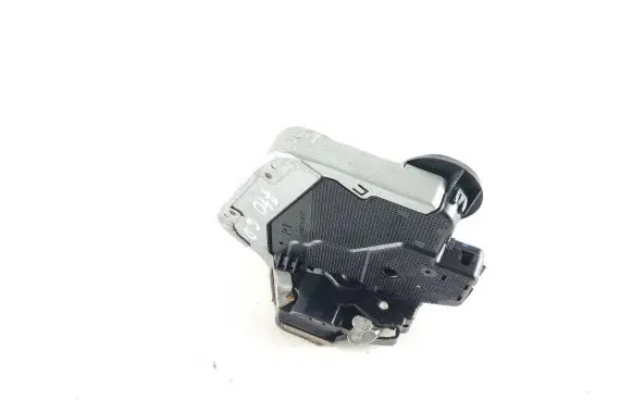 Lexus RX 300 Rear door lock