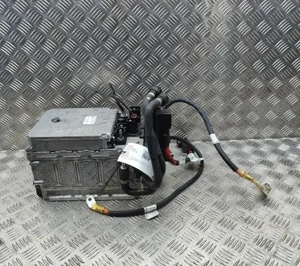 Mercedes-Benz E W213 Hybrid / electric car battery A7895843800 A0009826022