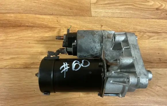 Peugeot 308 Starter motor
