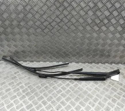 Volkswagen Crafter Windshield/front glass wiper blade 7C2955409A 7C2955410A