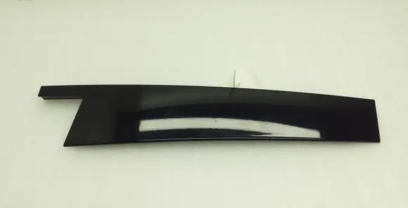 Mercedes-Benz GLC X253 C253 Rear door glass trim molding X2536900487