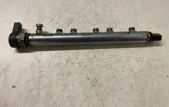 BMW 3 F30 F35 F31 Fuel main line pipe 0281002949