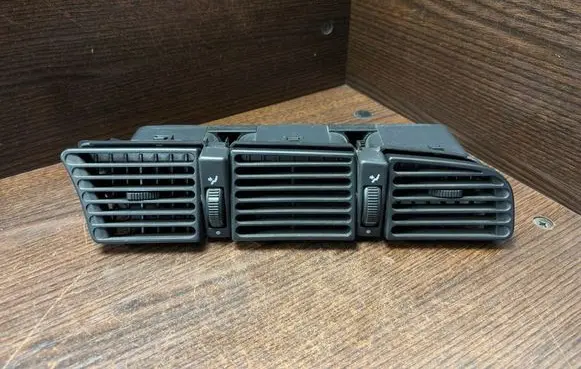Peugeot Boxer Dash center air vent grill 222727 A504