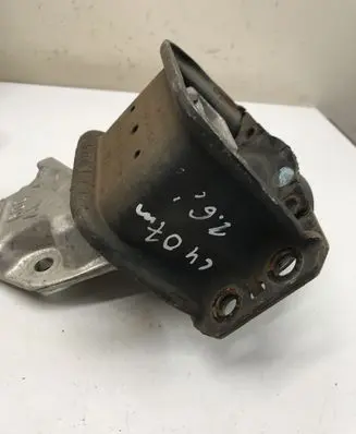 Peugeot 407 Engine mount bracket 9636583980