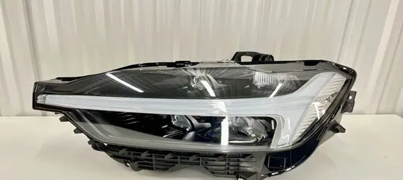 Volvo XC60 Headlight/headlamp 32337374 21042118
