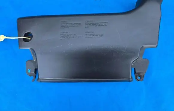 BMW 3 E46 Air intake duct part 7501988