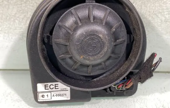 BMW 3 E46 Alarm system siren 938315214