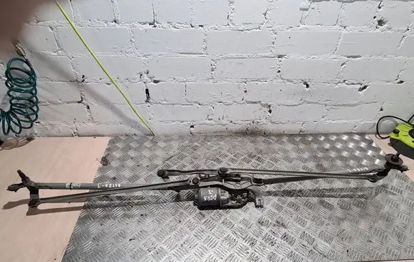 Opel Astra J Front wiper linkage and motor 3397021006