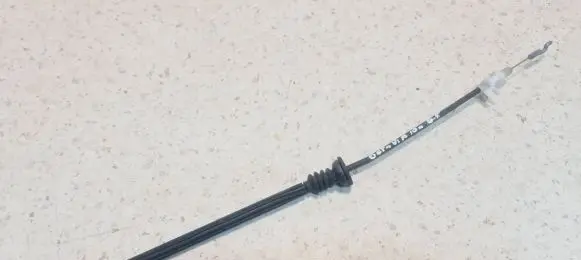 Skoda Octavia Mk2 (1Z) Rear door cable line 5L0839085A
