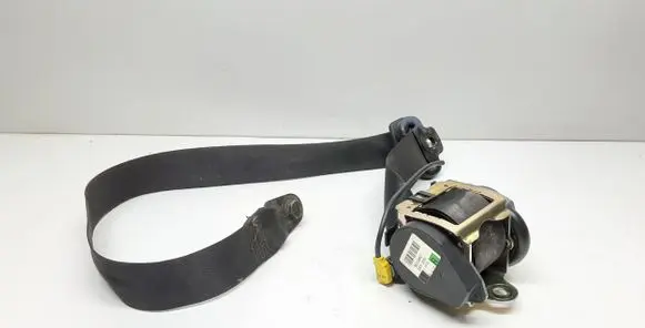 Mercedes-Benz Vaneo W414 Rear seatbelt 561009801
