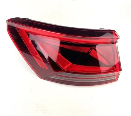 Volkswagen Touareg III Rear/tail lights 760945207C