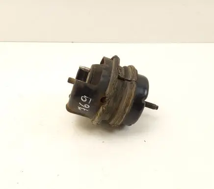 Jaguar S-Type Engine mount bracket